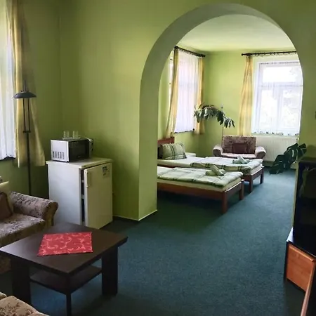 Hotel Jaro 3*