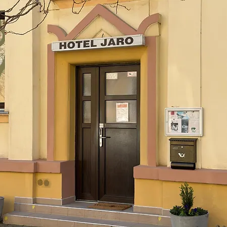 Otel Jaro