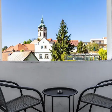 Jaro Hotel Melnik